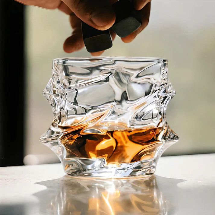 Crystal Whiskey Decanter Gift Set with 2 Matching Glasses